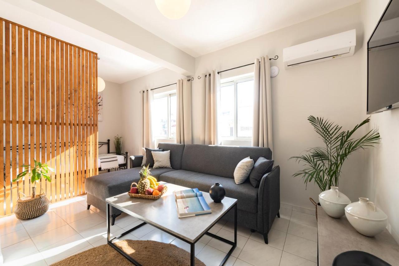 City Center Elite Suite Rhodes City ภายนอก รูปภาพ